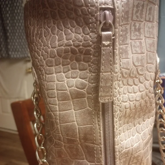 Nine West Dome Shoulder/ Tote Bag - Picture 6 of 12